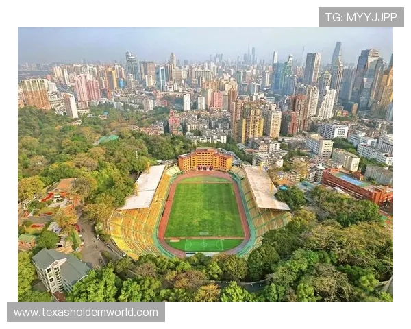 越秀山体育场承办女足小组赛，被誉为南粤足球福地